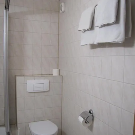 Doppelzimmer 1
